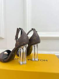 Picture of Louis Vuitton Shoes _SKULVsz35-4110cmmnf041513621